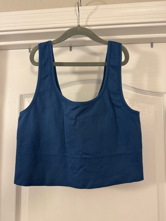 Athleta Tops - Athleta Aurora Seamless Ribbed Crop Tank - Deep Blue